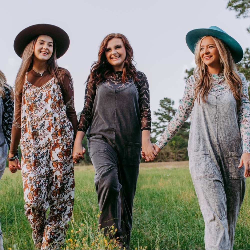 Stylish Women's Jumpsuit in Gray